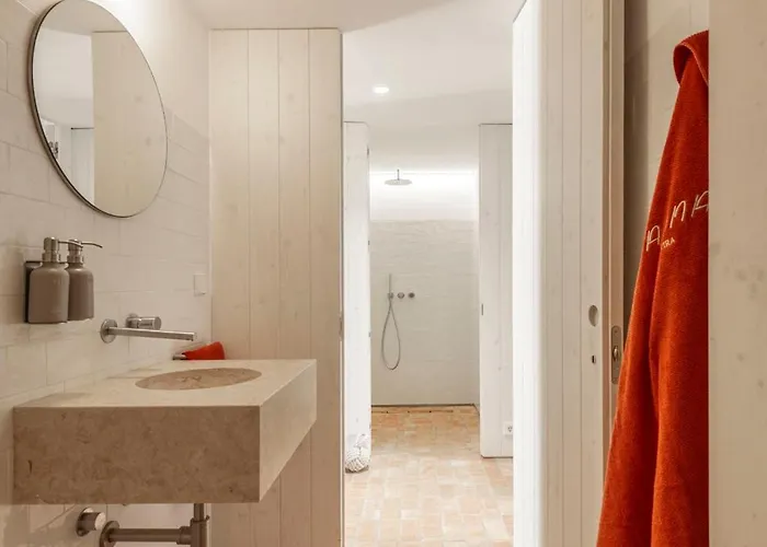 Danna Portuguese Design House Porta 10