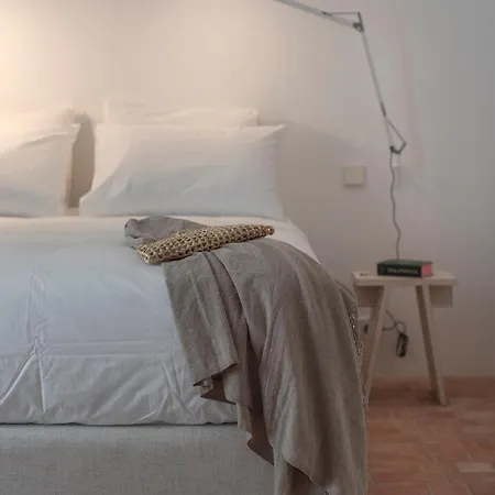 Danna Portuguese Design House Porta 10 펜션 타비라