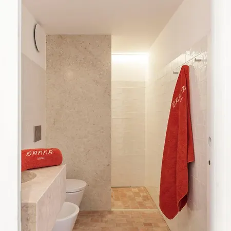 Danna Portuguese Design House Porta 10 펜션 *